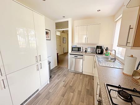 Kitchen 2