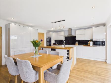 Dining into kitchen 1