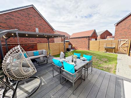 Garden/ Decking