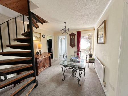 Dining Area 1