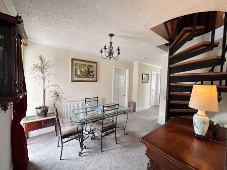 Dining Area 2