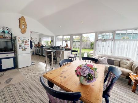 Dining/ Family room
