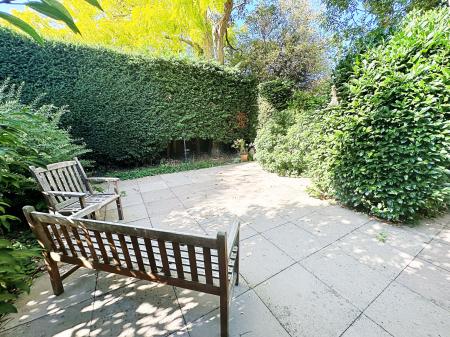 courtyard garden