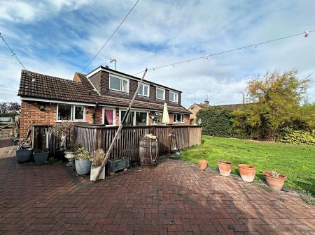 Casbree House, Bricklehampton, Pershore