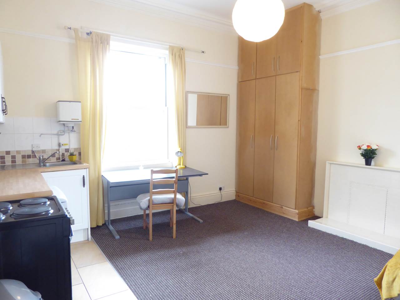 1 bedroom Flat for rent in Huddersfield
