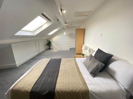 4 bedroom student house in Huddersfield12