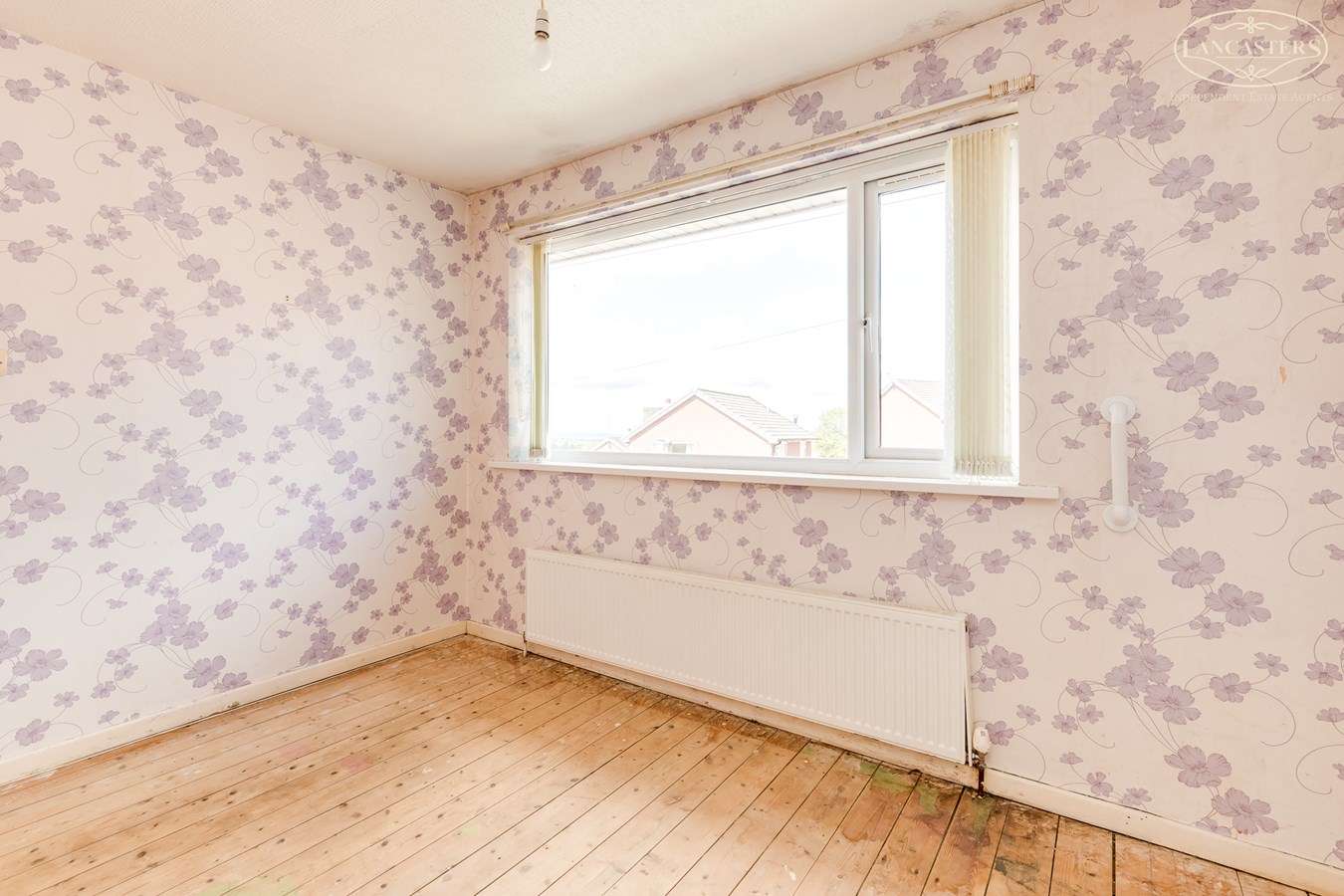 3 bedroom SemiDetached House for sale in Horwich