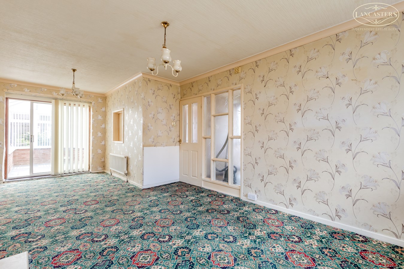 3 bedroom SemiDetached House for sale in Horwich