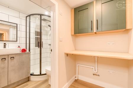 Utility Area/Shower