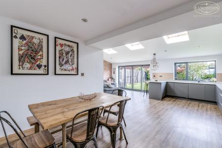 Kitchen Dining Famil