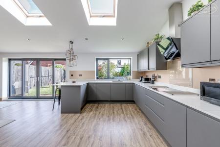 Kitchen Dining Famil