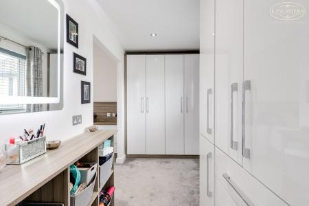 Bedroom 1 Dressing A