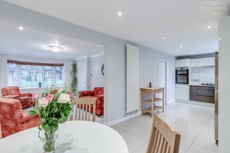 Open Plan Kitchen Di