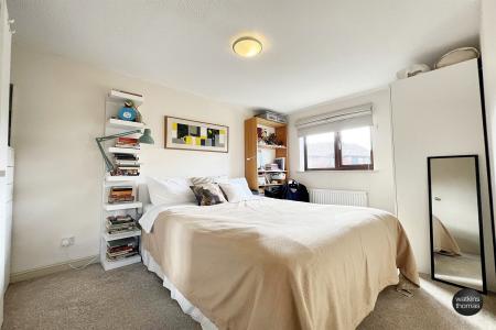 bed 1