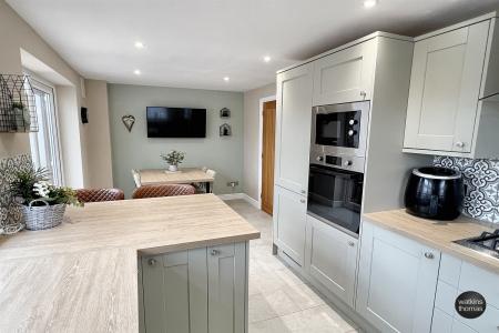 kitchen breakfast room