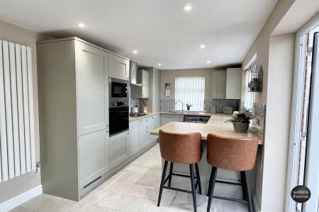 kitchen breakfast room
