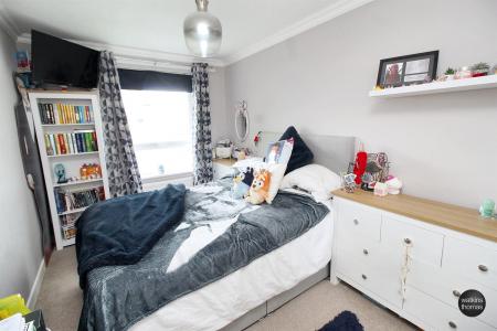 bed 1