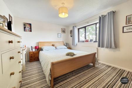 bed 1