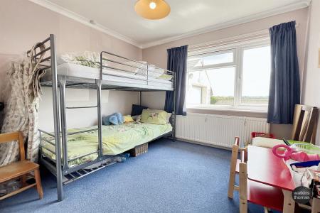 bed 3