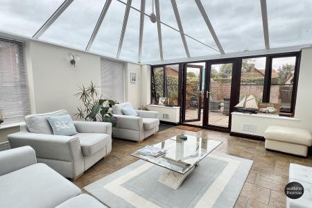 conservatory/garden room