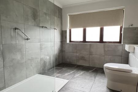 en suite shower room
