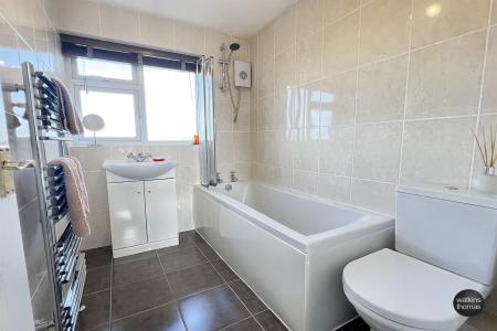Ensuite Bathroom