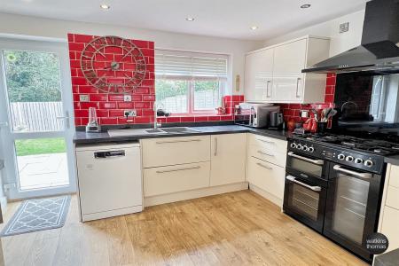 Kitchen Area 1