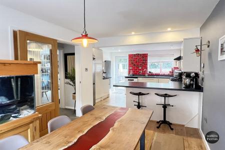 Dining Area 2