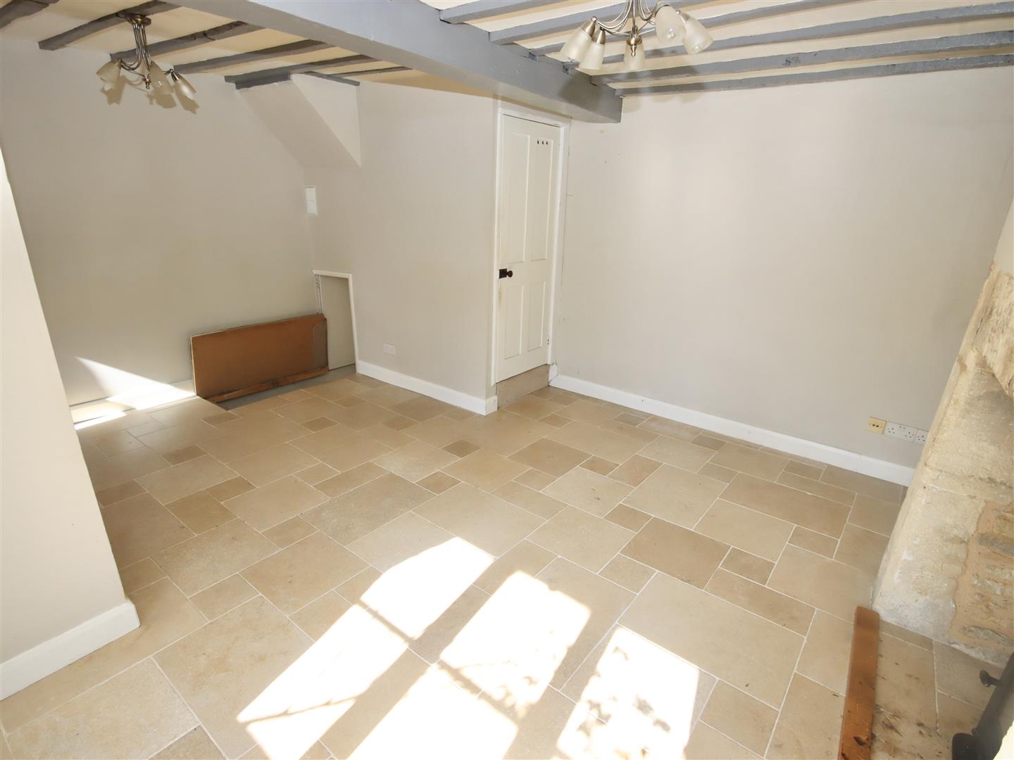 2 bedroom Cottage for sale in Chippenham