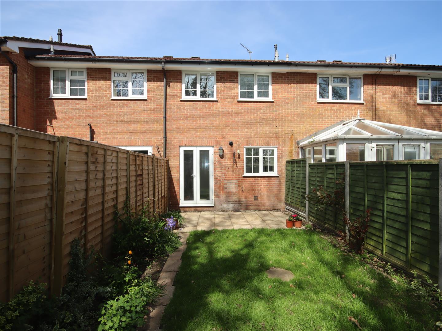 2 bedroom Terraced House for sale in Chippenham