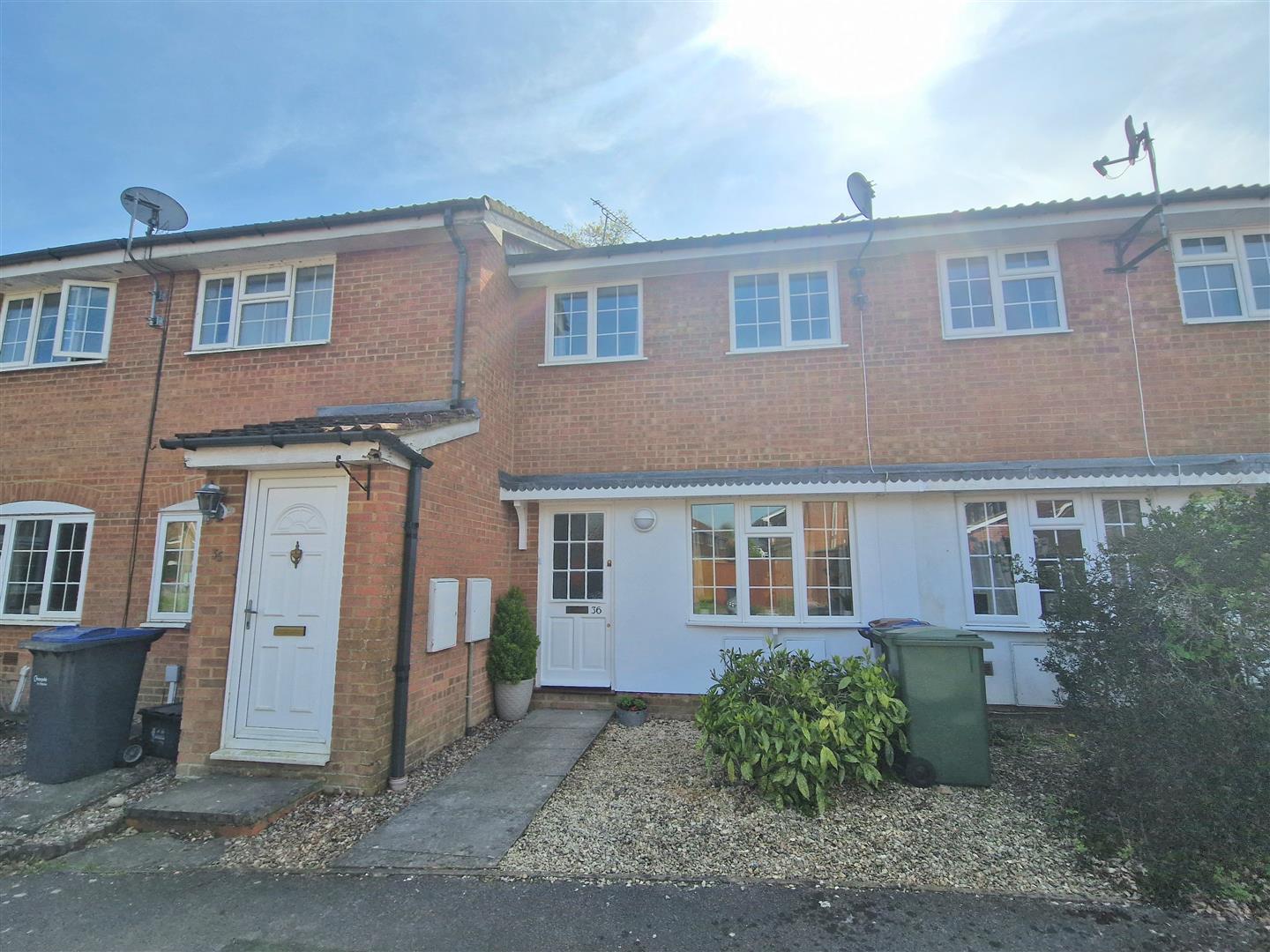 2 bedroom Terraced House for sale in Chippenham