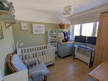 10 Bedroom 2.jpg