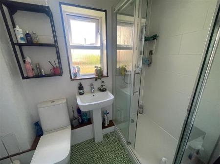 NEW Bathroom.jpg