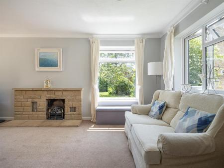 7 Bouverie Park-22.jpg
