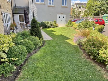 Garden1.jpg