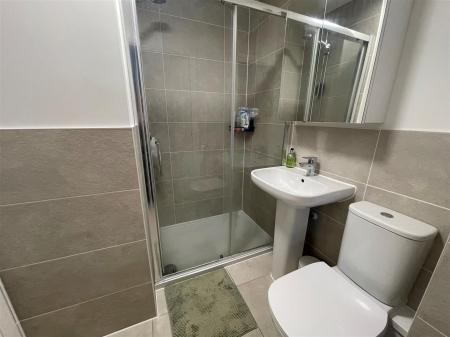Ensuite.jpg