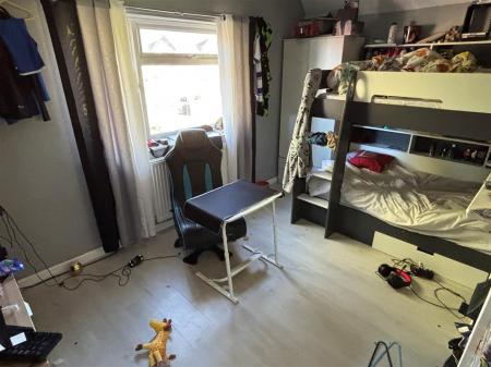 bed 3.jpg