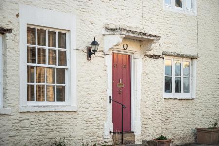 67 & 68 Kington St Michael-9.jpg