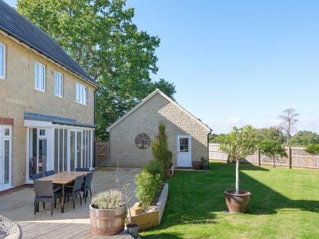 31 Studley Gardens-26.jpg