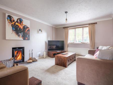 18 Chevral Close-20.jpg