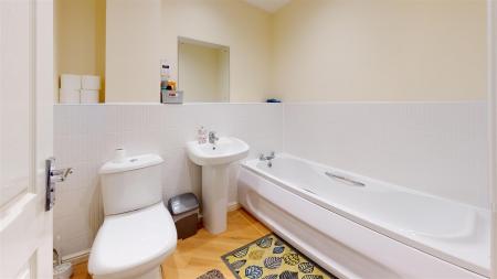 36-Riverside-Place-Bathroom 1.jpg