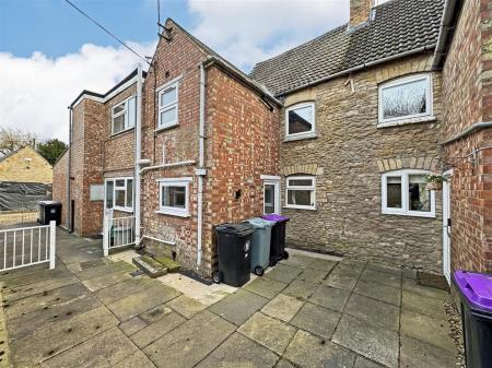 Rear Elevation & Courtyard