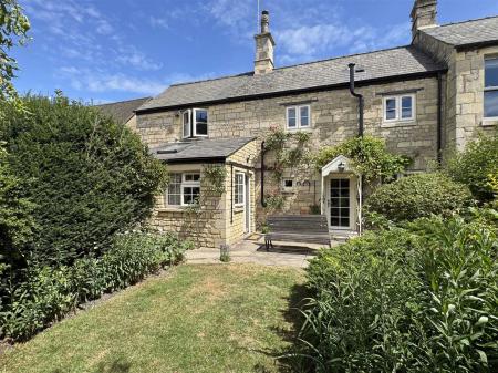 Quoit Cottage Main 2.jpg