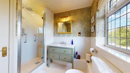 En Suite Shower Room