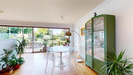 Breakfast Room