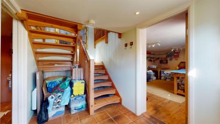 Barn - Entrance Hall