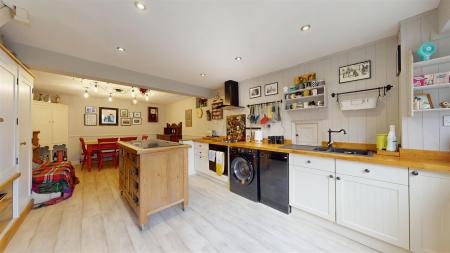 Kitchen Diner