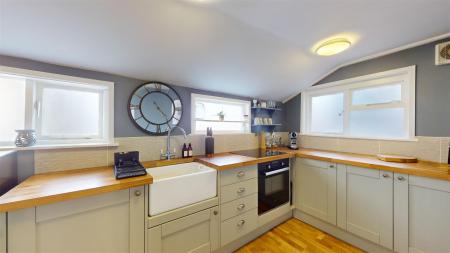 Holly-Cottage-Crown-Street-Ryhall-10122023_113610.