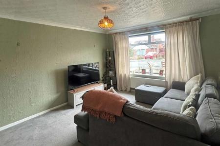 Lounge unedited 1 edit.jpg