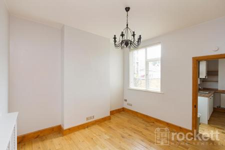 28_Eaves_Lane_gwi_53